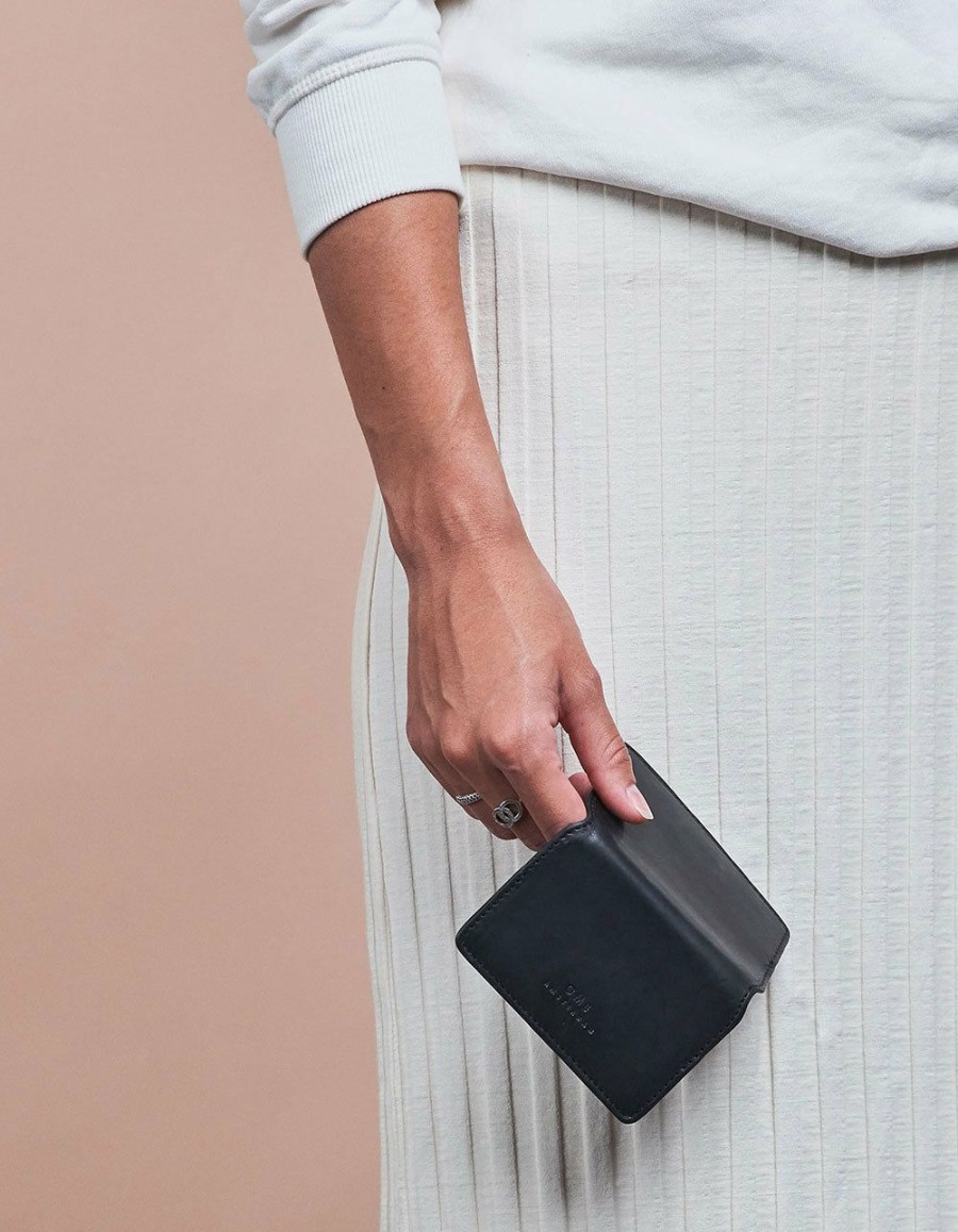 * Accessories | Discount Store Cassie'S Black Classic Leather Cardcase